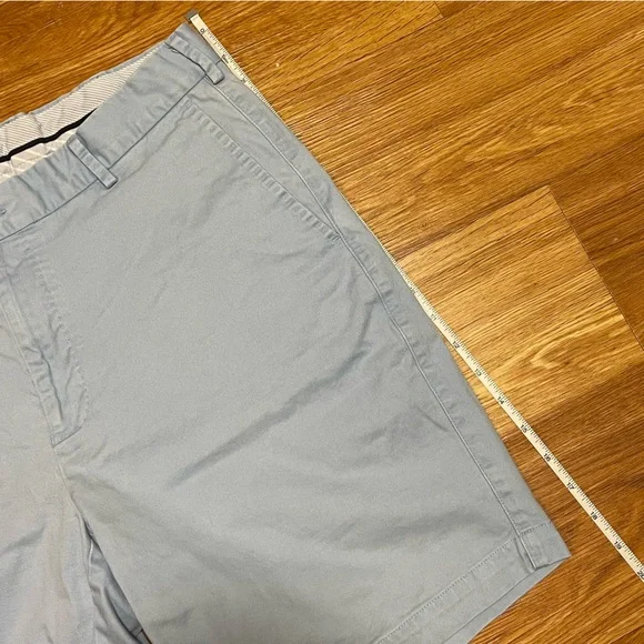 Men’s Peter Millar Chino Flat Front Shorts in Light, Baby Blue, US Waist Size 34 - Picture 3 of 9